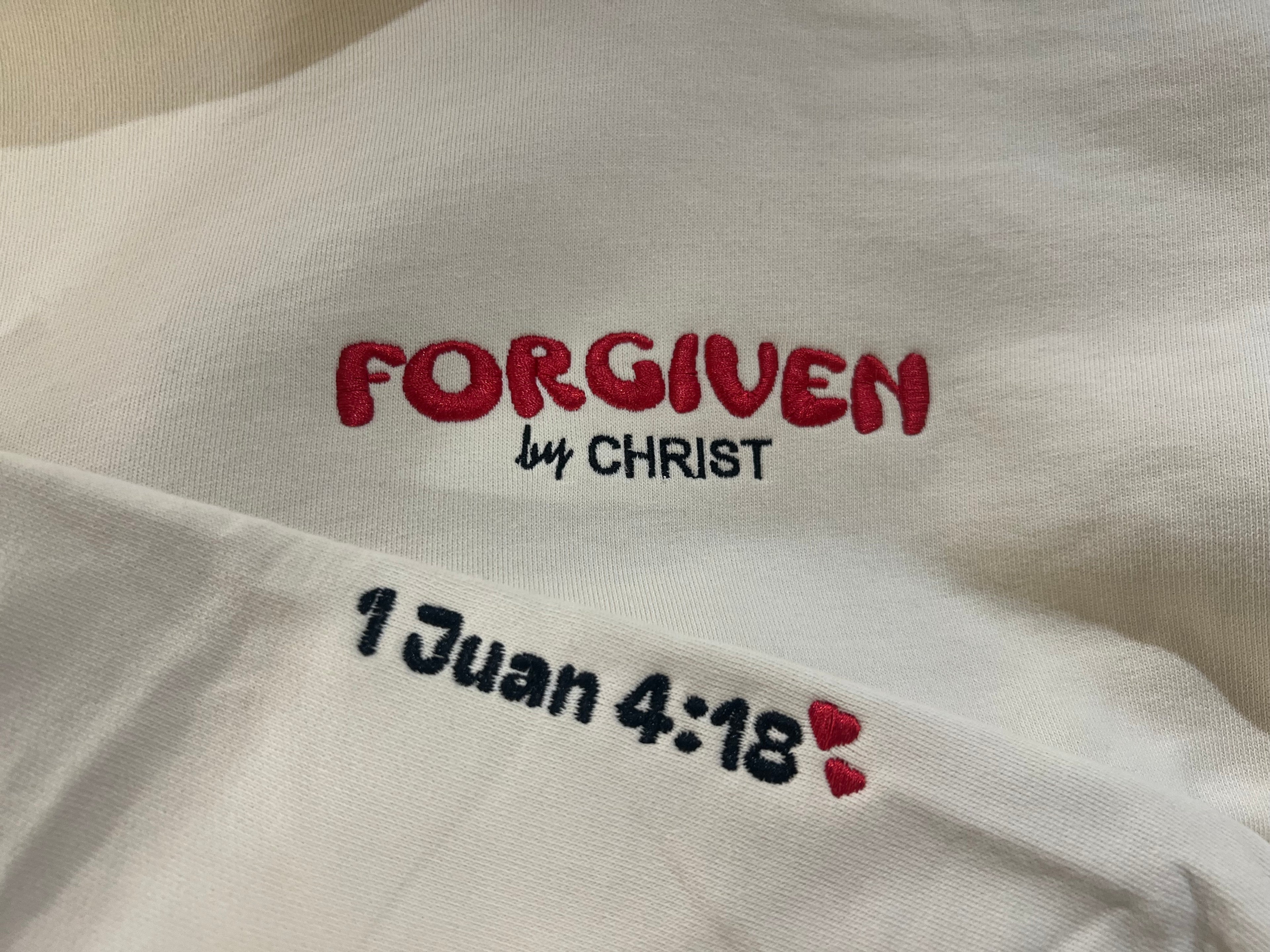 Hoodie 1 Juan 4:18 ❤️