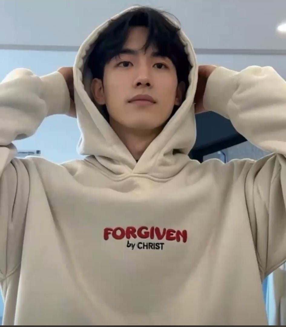 Hoodie 1 Juan 4:18 ❤️