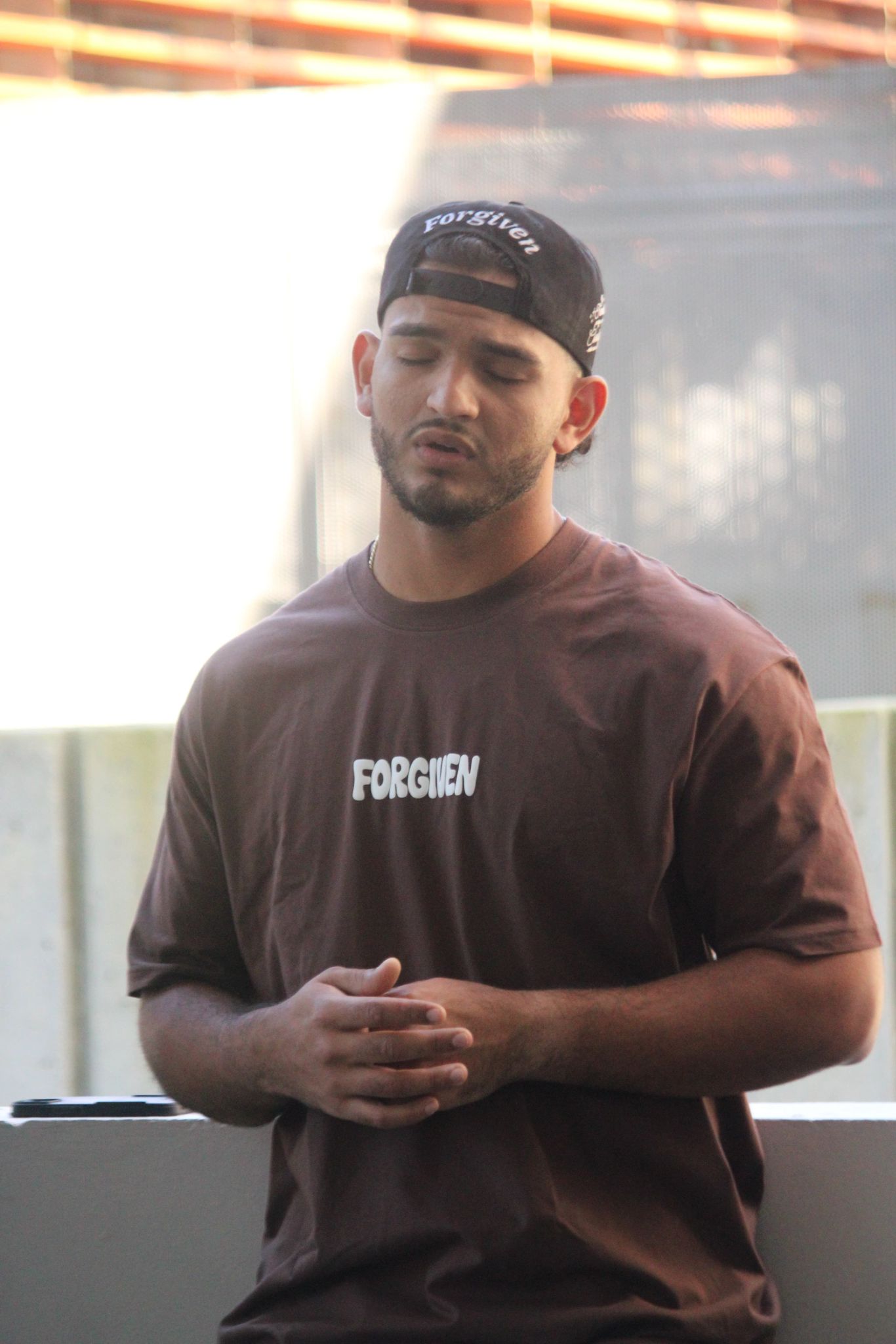 Romanos 8:38 Tee 🤎